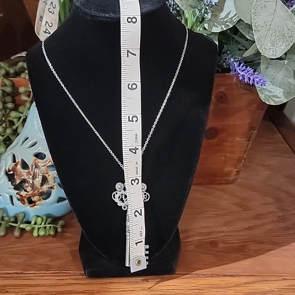 Key Necklace - Picture 4 of 5